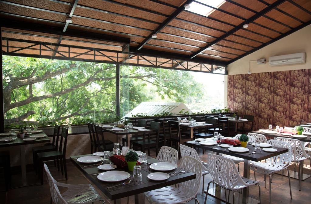 Hm Suites & Studios Bangalore Exteriör bild
