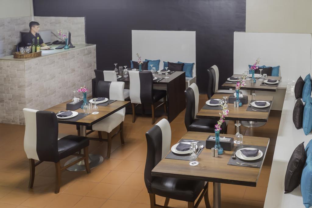 Hm Suites & Studios Bangalore Exteriör bild